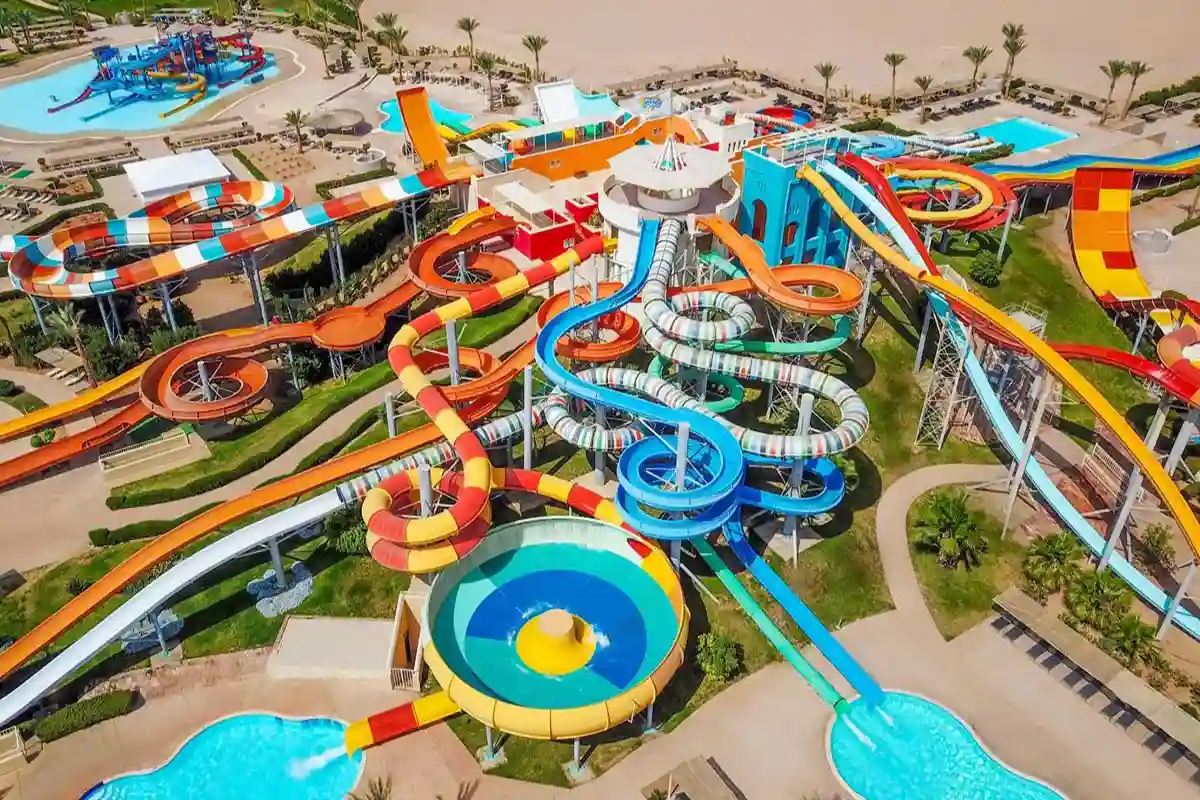 Makadi Water Park aqua slides Hurghada